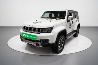 北京越野 北京BJ40 2018款 PLUS 2.3T 自动四驱旗舰版 国V