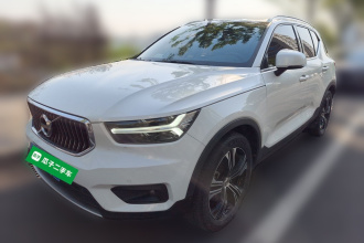 沃尔沃XC40 2021款 T4 四驱智远豪华版