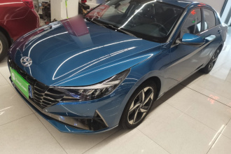 现代 伊兰特 2021款 1.5L CVT LUX尊贵版