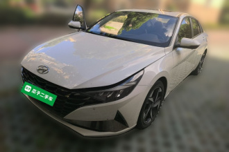 现代 伊兰特 2021款 1.5L CVT LUX尊贵版