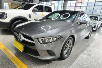 奔驰A级(进口) 2019款 A 200 动感型