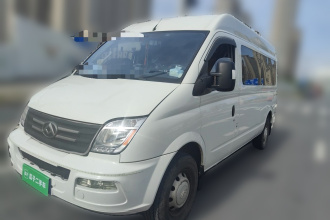 上汽大通MAXUS 新途V80 2021款 2.0T 手动经典傲运通127PS中轴中顶6/7/8/9座