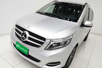 奔驰V级 2016款 V 260 L 尊贵加长版