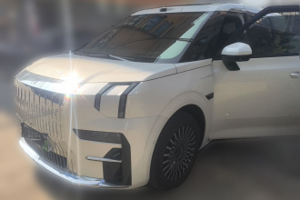 极氪009 2024款 七座过道版 108kWh