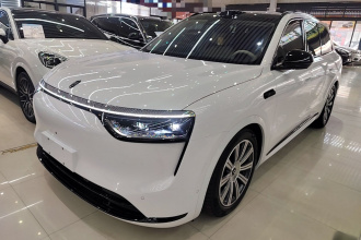 鸿蒙智行 问界M8 2025款 增程 Max+版 53.4kWh 6座版 (192线激光雷达）