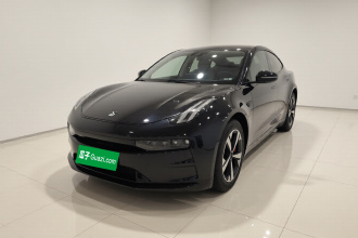 极氪001 2022款 超长续航单电机 WE版