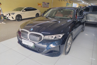 宝马i3 2025款 eDrive 35 L