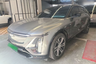 凯迪拉克 IQ锐歌 2022款 四驱高性能尊贵版