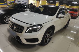奔驰GLA 2015款 GLA 220 4MATIC 豪华型