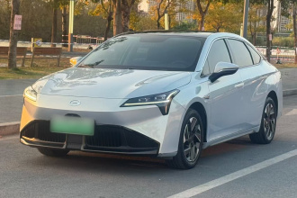 埃安 AION S Plus 2023款 70 乐享版 三元锂