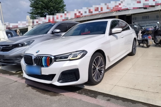 宝马5系 2022款 530Li xDrive M运动套装