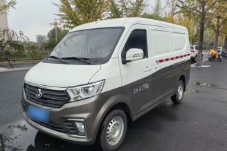 长安跨越 跨越星V3 2022款 1.5L汽油舒适型2座厢式JL473QH