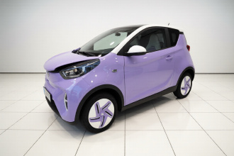 奇瑞QQ 小蚂蚁 2022款 改款 甜粉款 半糖版 磷酸铁锂 30.7kWh 30kW 301km
