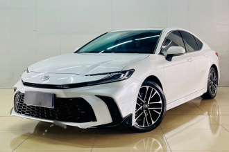 丰田 凯美瑞 2026款 双擎 2.0HSE 运动Lite版