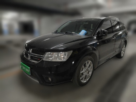 道奇 酷威 2015款 2.0TD 四驱尊尚版