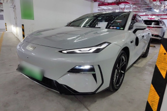 吉利银河 银河E8 2024款 550km 后驱PRO