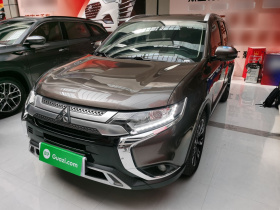 三菱 欧蓝德 2019款 2.0L 两驱畅享版 5座 国VI