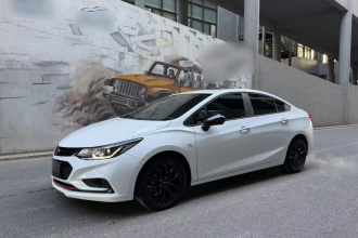 雪佛兰 科鲁兹 2018款 Redline 330T 双离合领锋版