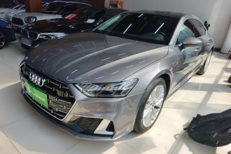 奥迪A7L 2024款 45TFSI S-line 筑梦型 流晶套装