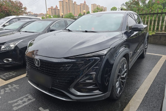 长安UNI-T 2022款 1.5T 尊贵型