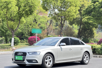 奥迪A4L 2015款 35 TFSI 自动标准型