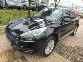 众泰SR9 2017款 2.0T 手动极致之心版