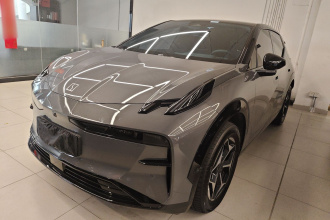 极氪X 2025款 五座后驱版