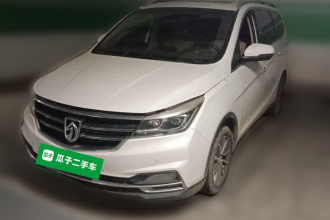 宝骏730 2017款 1.8L iAMT尊享型 7座