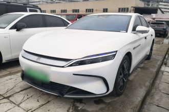 比亚迪 汉 2022款 EV 创世版 715KM前驱尊荣型