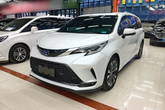 丰田 格瑞维亚 2022款 2.5L混动 尊爵版