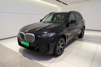 宝马X5 2023款 xDrive 30Li 尊享型M运动曜夜套装