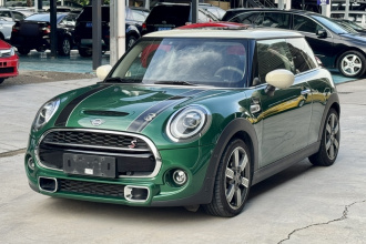MINI 2019款 2.0T COOPER S 经典派