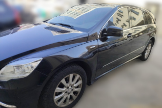 奔驰R级 2017款 R 320 4MATIC 商务型臻藏版