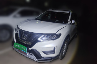 日产 奇骏 2021款 2.0L CVT 2WD XL Premium尊享纪念版