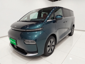 吉利银河 翼真L380 2024款 140度 6座 四驱Ultra