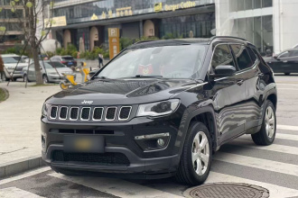 Jeep 指南者 2019款 200T 自动典尚版