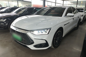 比亚迪 汉 2022款 DM-i 121KM 尊享型