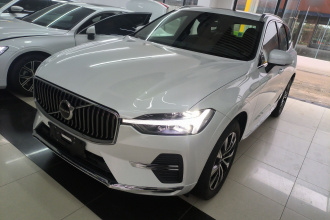 沃尔沃XC60 2025款 B5 四驱智远豪华版