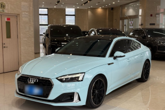 奥迪A5 2021款 Sportback 40 TFSI 时尚致雅型