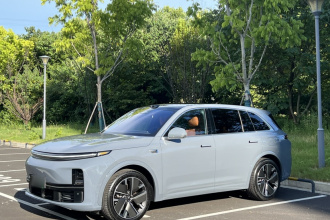 理想汽车 理想L7 2025款 Ultra 智能焕新版