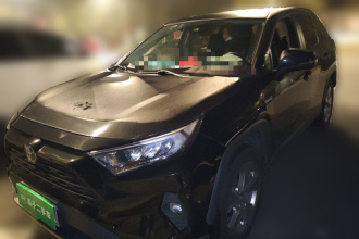 丰田 RAV4荣放 2021款 双擎 2.5L E-CVT两驱精英版
