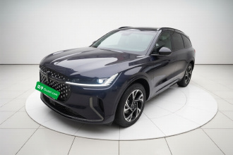 林肯 航海家 2023款 2.0T 四驱尊逸混动版