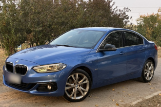 宝马1系 2017款 120i 设计套装型