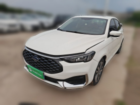 福特 福睿斯 2021款 1.5L 自动钻石版