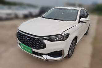 福特 福睿斯 2021款 1.5L 自动钻石版