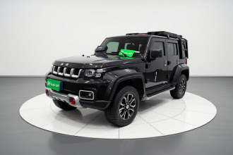 北京越野 北京BJ40 2019款 2.3T 自动四驱城市猎人版尊享型 国VI