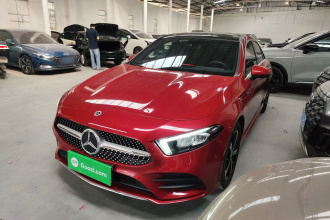 奔驰A级 2022款 改款三 A 200 L 运动轿车时尚型