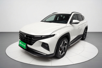 现代 2023款 途胜L 1.5T 自动两驱LUX尊贵版