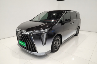 广汽传祺 传祺M8 2023款 宗师系列 双擎 至尊版