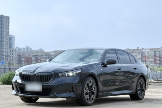 宝马5系 2025款 530Li 尊享型 M运动套装